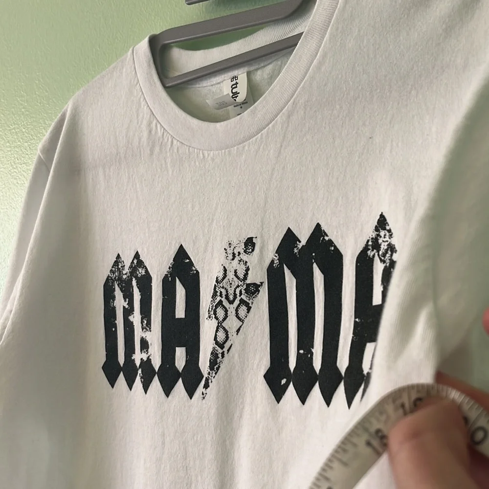 Tultex 202 MAMA Black & White Lightning Bolt Rock Look Graphic Print T-Shirt. M. - Picture 10 of 11
